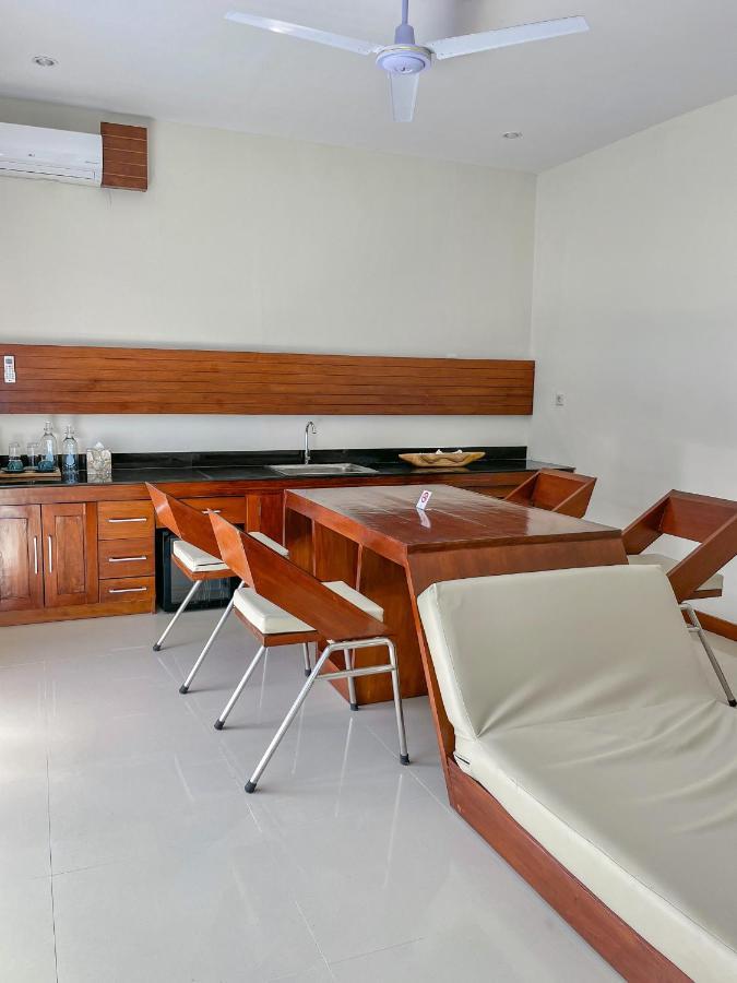Taj Maza Sunset Villas Gili Trawangan Bagian luar foto