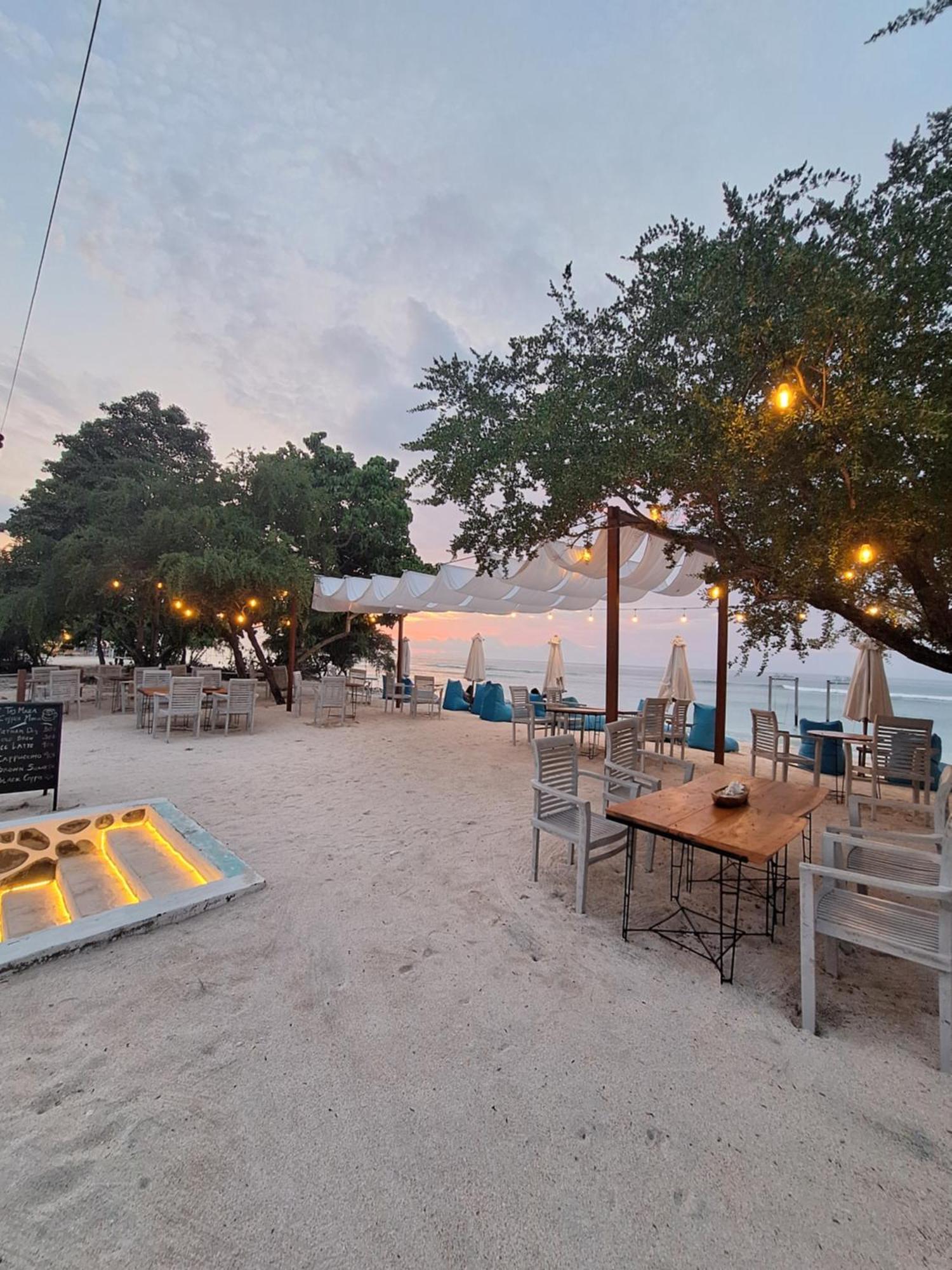 Taj Maza Sunset Villas Gili Trawangan Bagian luar foto